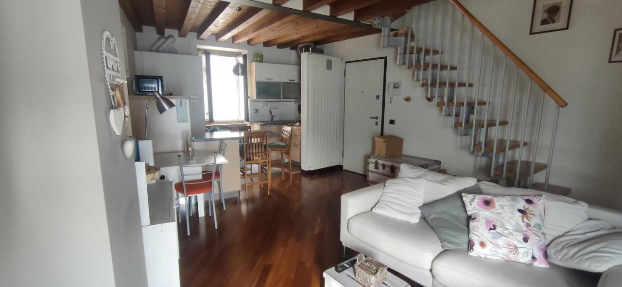 Apartamento Casa Marina Lovere Exterior foto